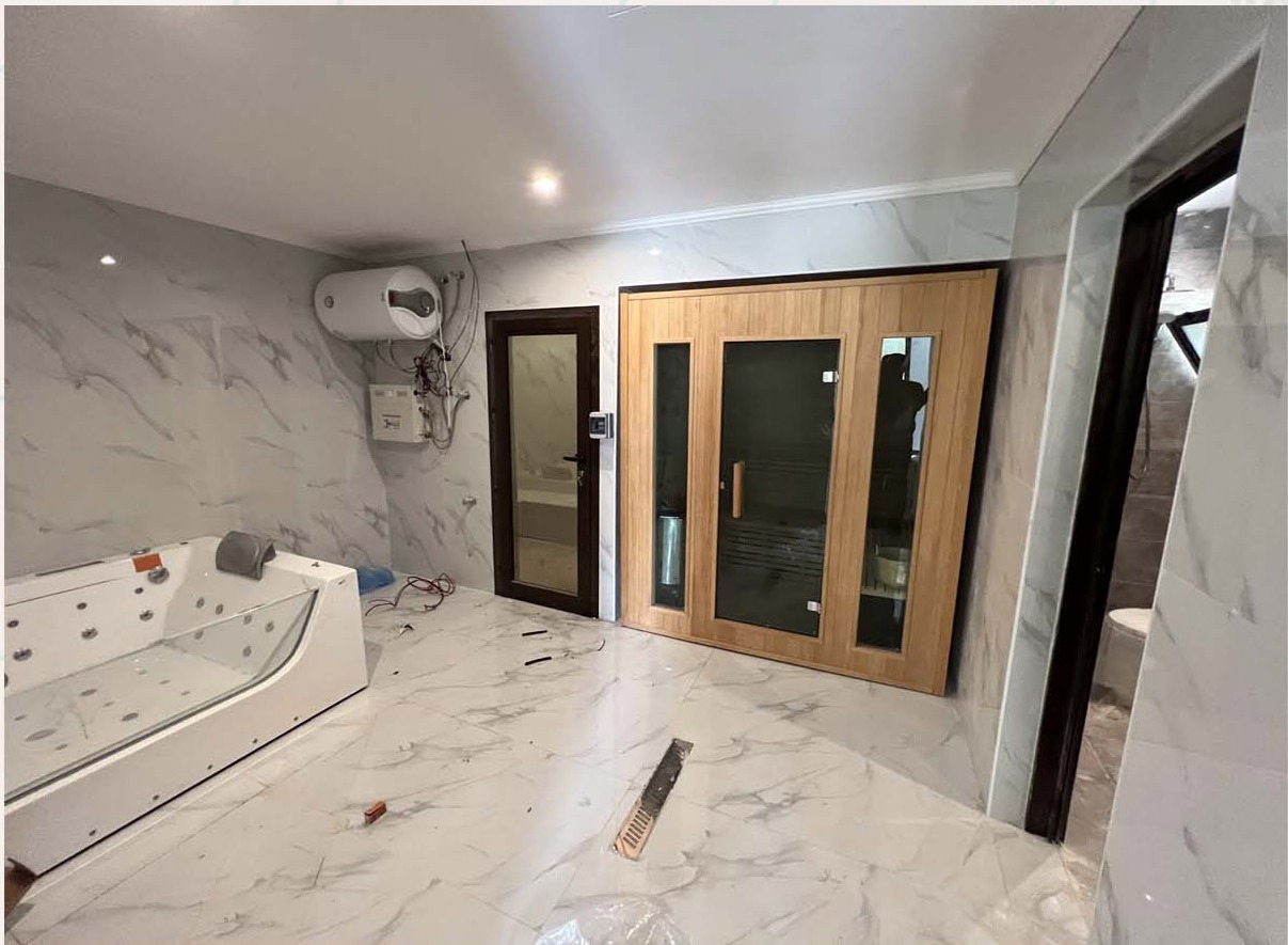 Marble bathroom finishing