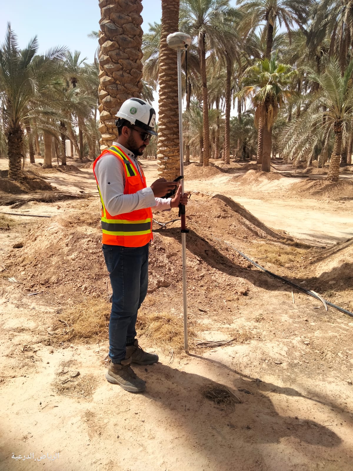 صورة من خدمات المسح الطبوغرافي